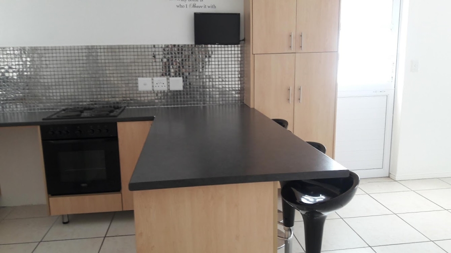 2 Bedroom Property for Sale in Olifantskop Western Cape